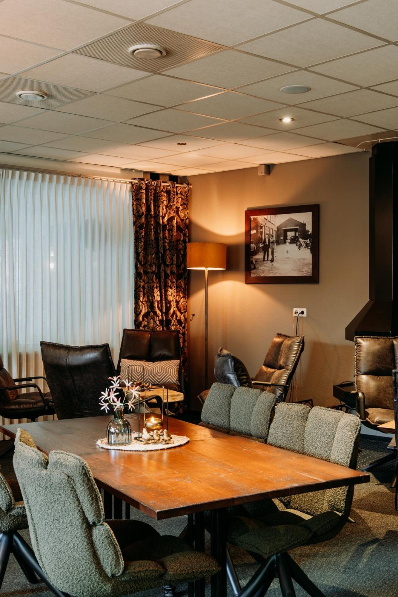 De Stobbe Hotel & Suites Ruinen Extérieur photo