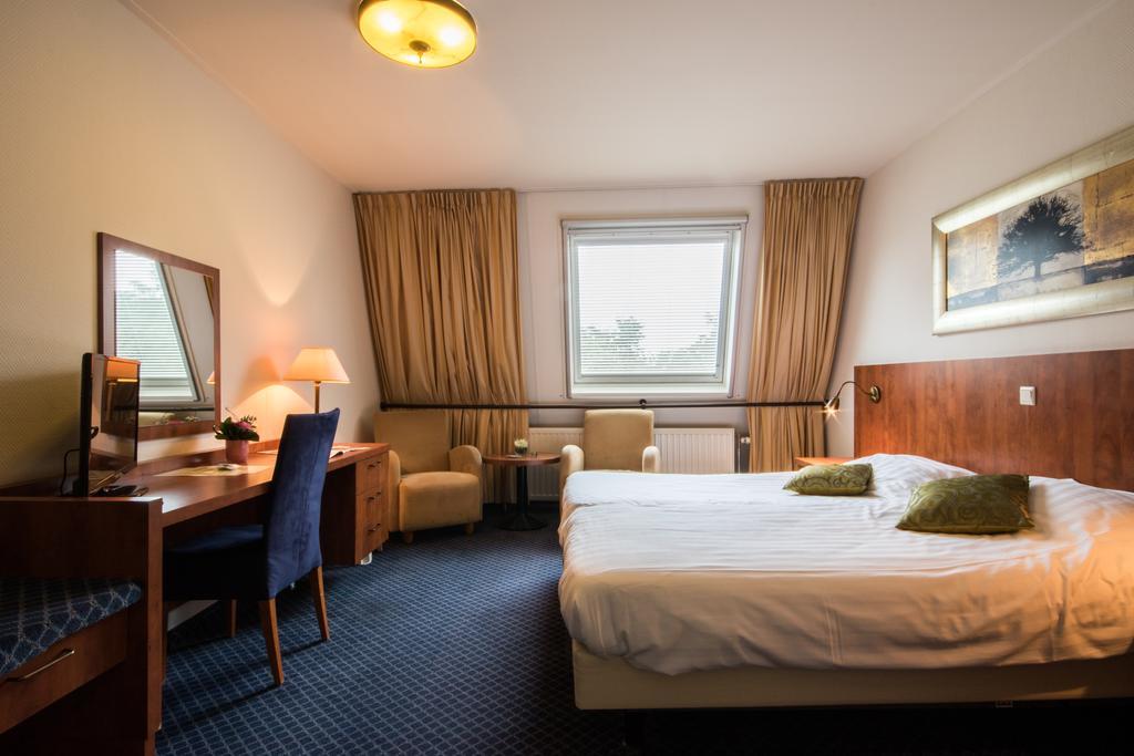 De Stobbe Hotel & Suites Ruinen Extérieur photo