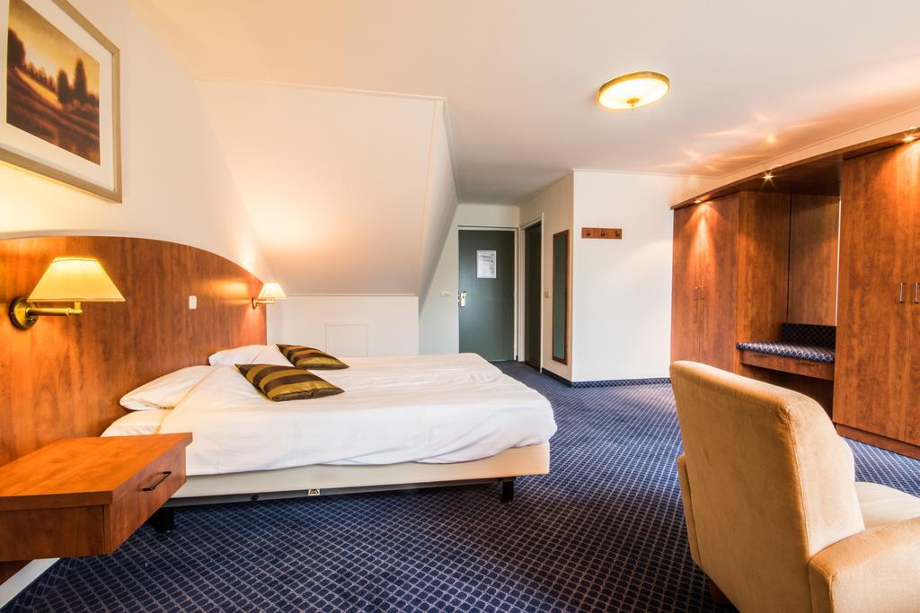 De Stobbe Hotel & Suites Ruinen Extérieur photo