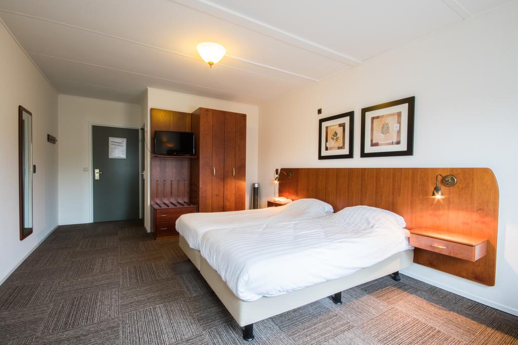 De Stobbe Hotel & Suites Ruinen Extérieur photo